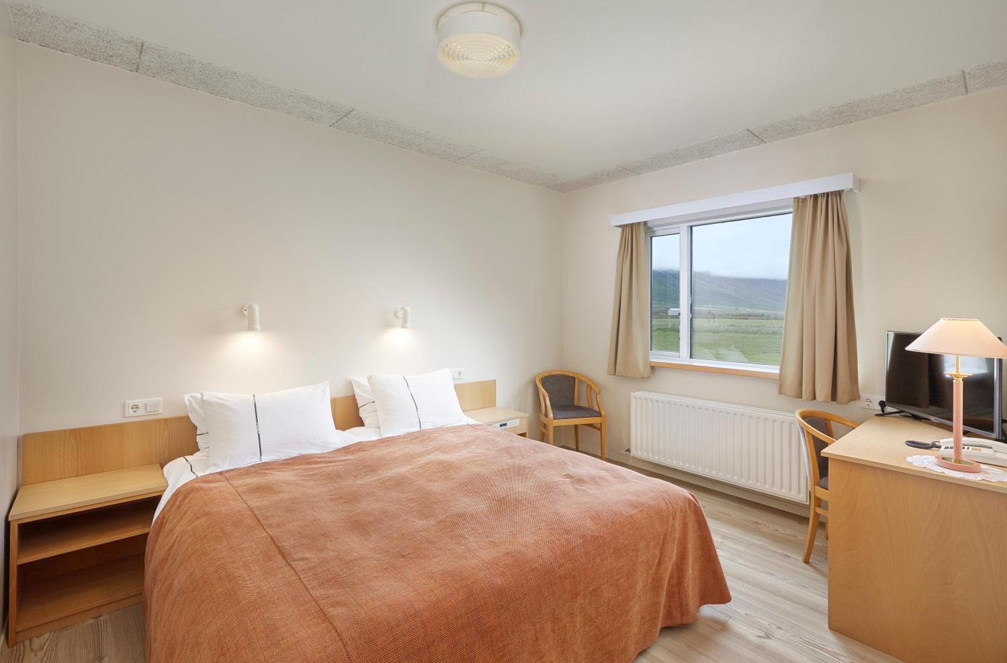 Hotel Tjarnir Storutjarnir Экстерьер фото